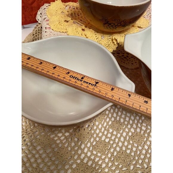 1960's Pyrex Cinderella Mixing Bowl 4Qt, 2.5Qt & 1.5Qt Old Orchard 3-piece Set. - Picture 5 of 16